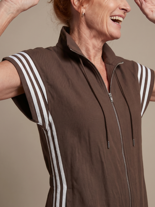 Lola | Mono con cremallera frontal y panel de rayas