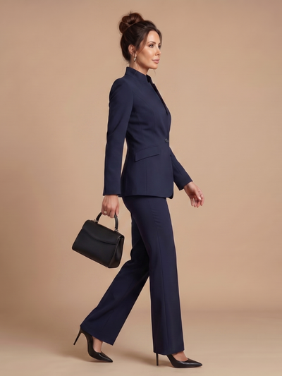 Diana | Traje a medida con cuello de pie estructurado