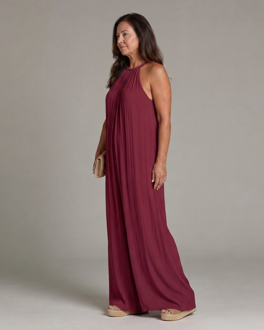 Sylvara | Mono plisado con cuello halter, de pierna ancha y corte holgado