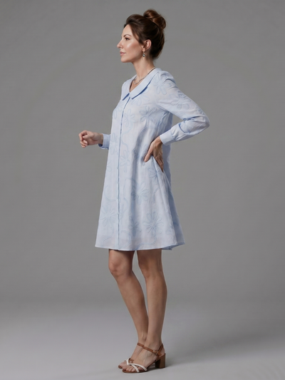 Ópalo | Vestido a la rodilla con cuello y botones frontales