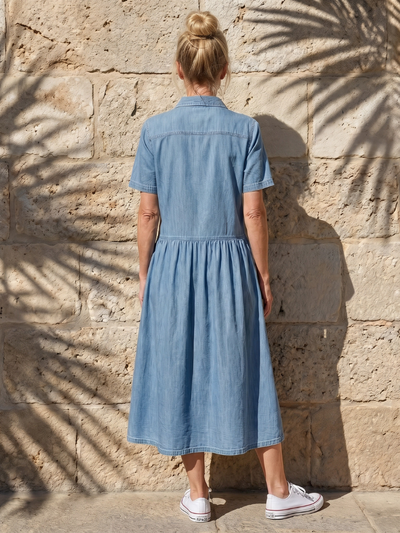 Ginebra | Vestido midi con cintura fruncida y cuello delantero