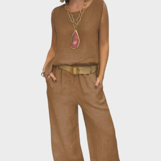 Paloma | Conjunto bohemio de top sin mangas y pantalones recortados