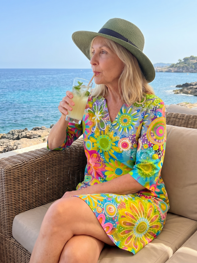 Zéfira | Vestido a la rodilla con estampado floral multicolor